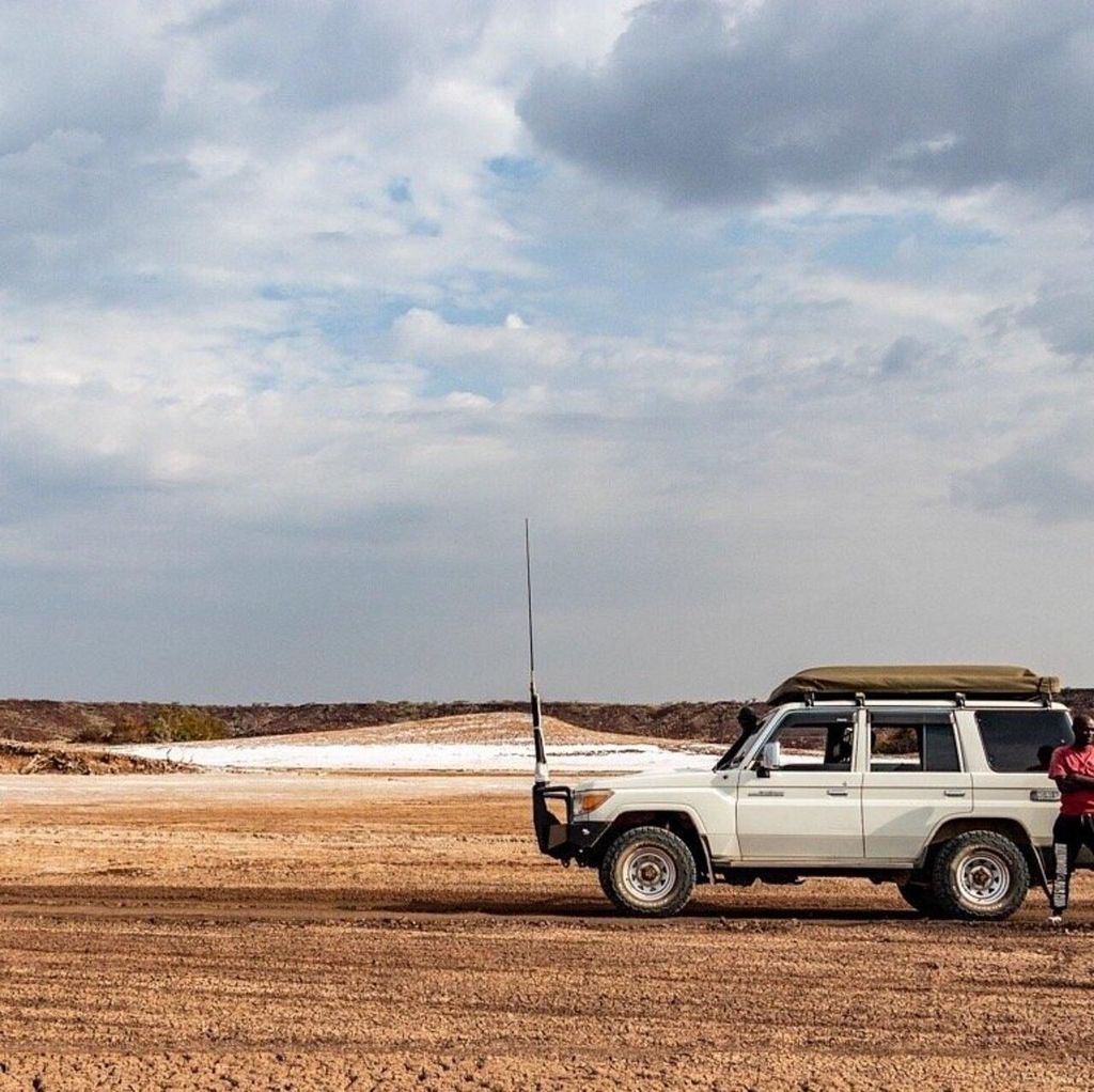 Marsabit: Fahrerlebnis in der Chalbi-Wüste mit einem Geländewagen