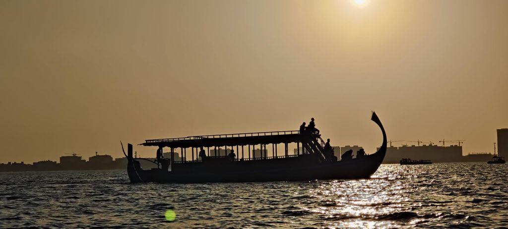 Malediven: Sandbank, Schnorcheln und Sonnenuntergangsfahrt
