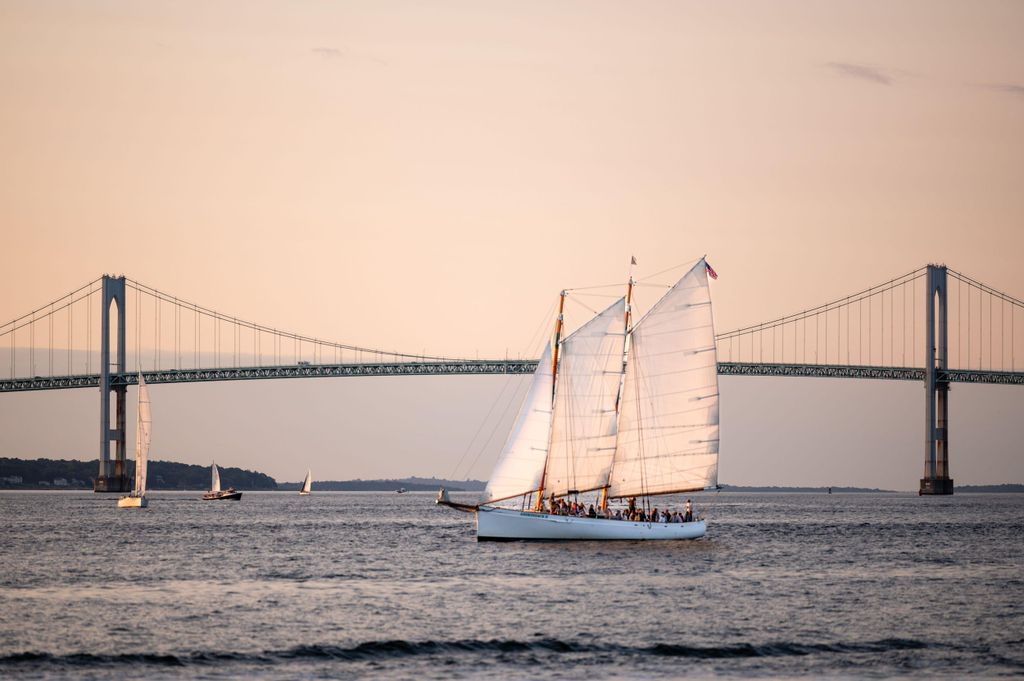 Newport Sonnenuntergang auf dem Schooner Adirondack