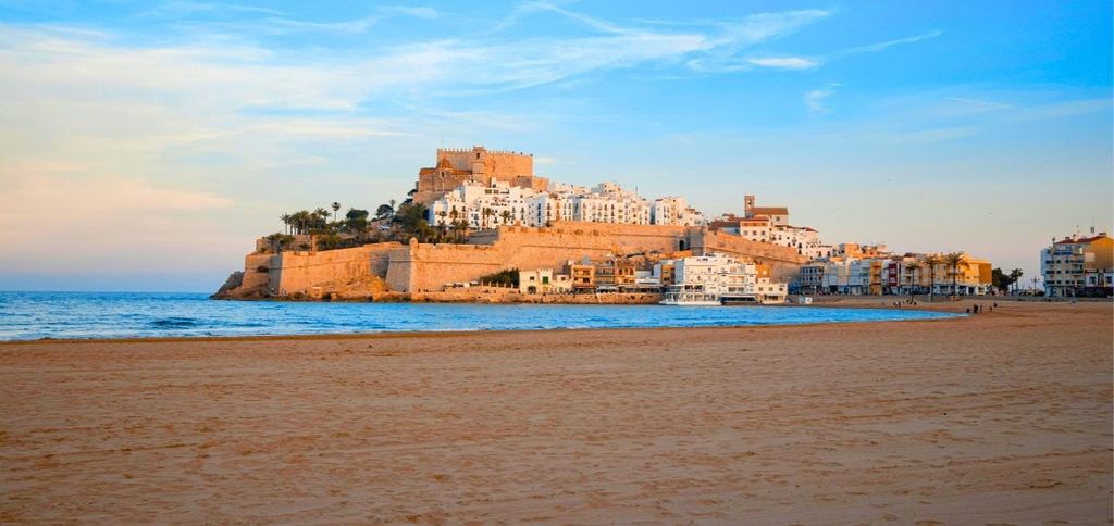 Von Valencia aus: Tagestour nach Peñíscola (Stadt, Burg und Strand)