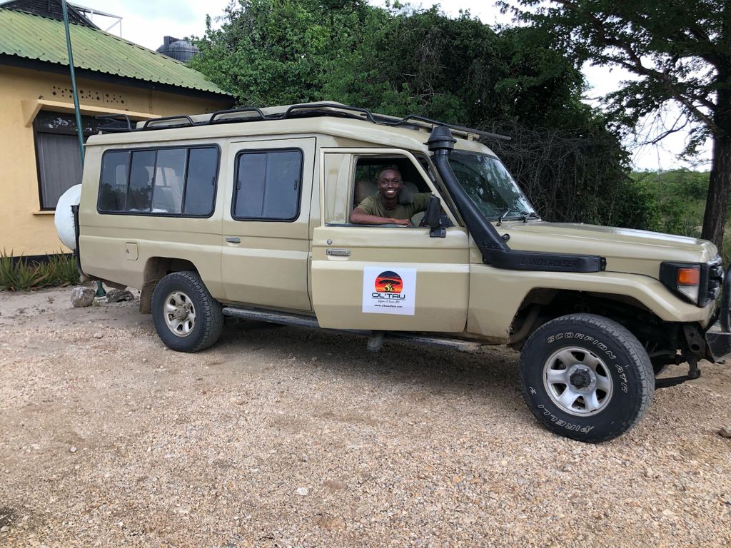 Tagestour zum Saadani-Nationalpark mit Bootssafaris