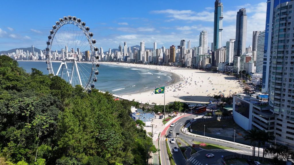 Balneário Camboriú: Städtetour mit Mittagessen und Seilbahn