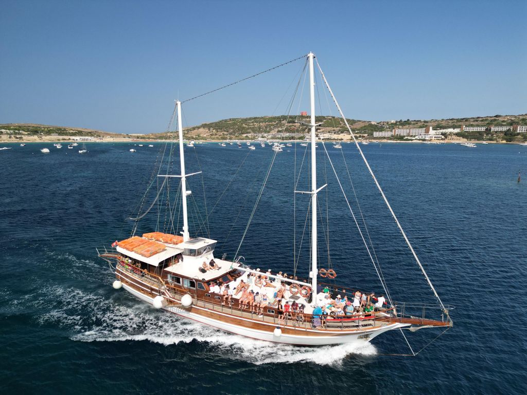 Blaue Lagune, Kristall-Lagune & Insel Comino & Höhlen