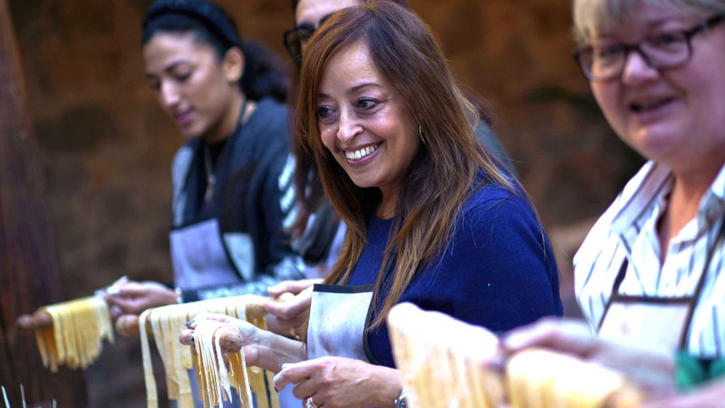 Arezzo: Pasta- und Tiramisu-Kochkurs mit unbegrenztem Wein