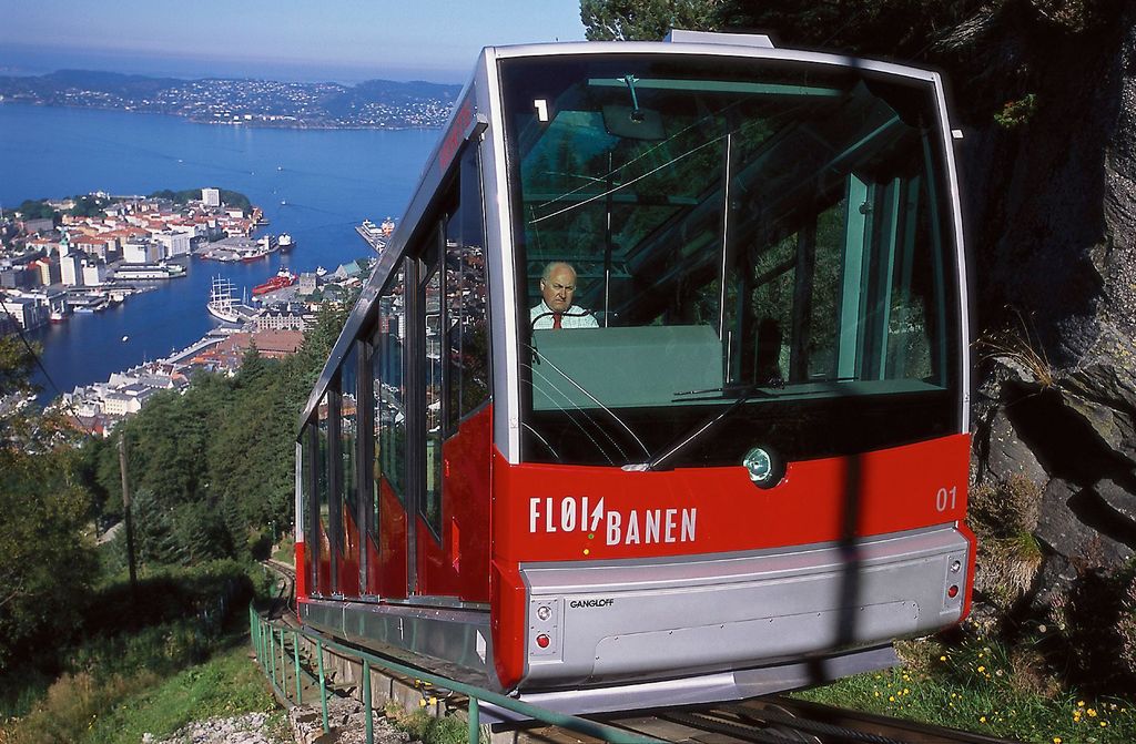 Bergen: Mostraumen-Fjordkreuzfahrt, Fløyen, Stadtrundfahrt