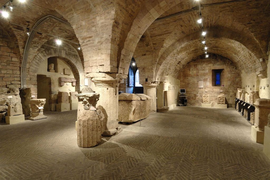 Assisi: Krypta von San Rufino und Römisches Forum: Unterirdische Tour