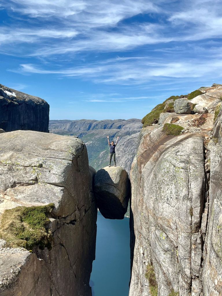 Stavanger: Kjerag-Wanderung mit Guide und Transport