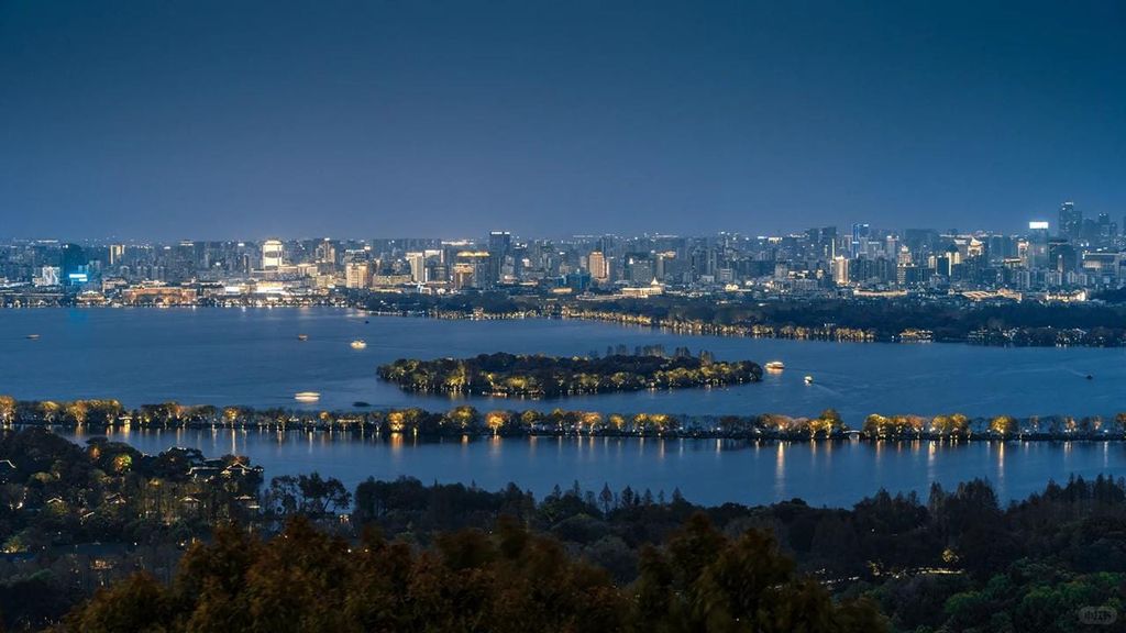 Hangzhou: Kühle Führung durch den Baoshi-Berg am Morgen/in der Nacht