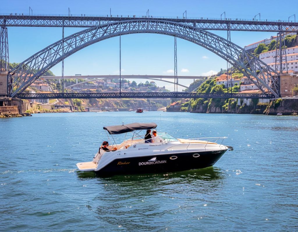 Porto: Bootstour auf dem Douro mit portugiesischen Weinen & Verkostung