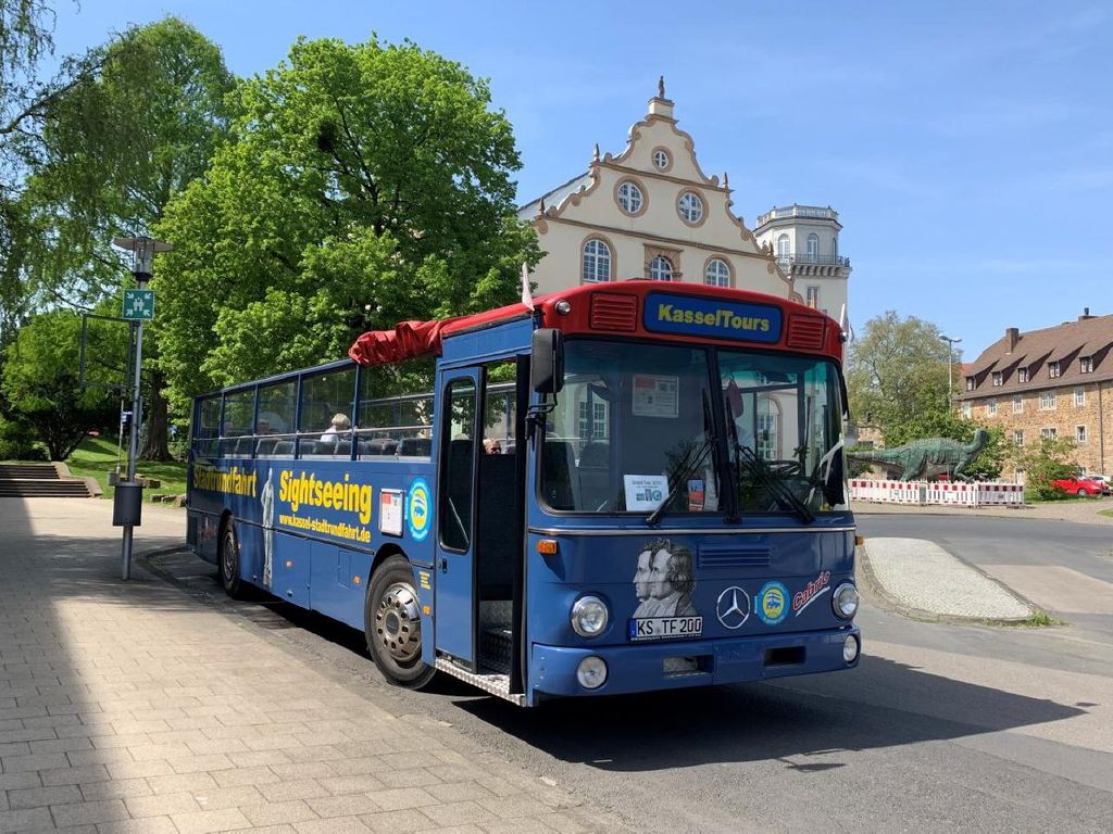 Kassel Stadtrundfahrt : Genießertour mit dem Bus in 8 Sprachen