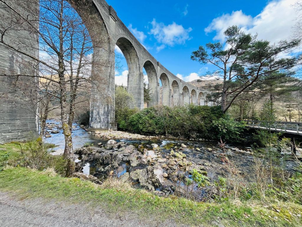 Glasgow: Glenfinnan-Viadukt & die Highlands