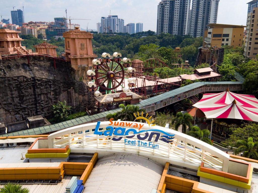 Kuala Lumpur: Sunway Lagoon Ticket & 1-Wege-Transfer