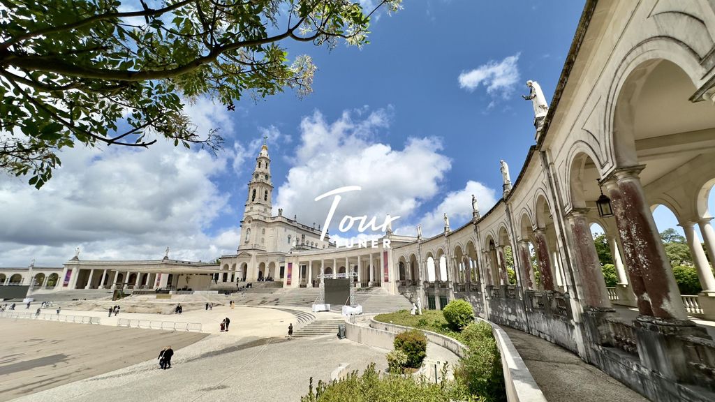 Ab Lissabon: Fátima, Batalha, Nazaré & Óbidos. Private Tour