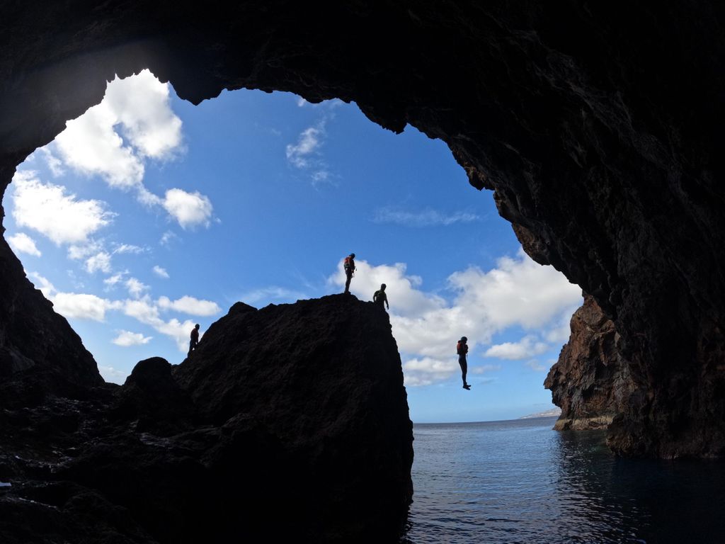 Madeira Coasteering Tour: Das bemerkenswerte Küstenerlebnis