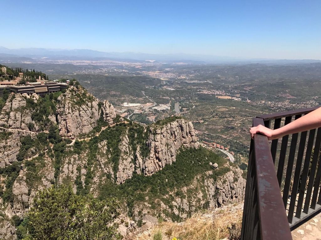 Von Salou aus: Kloster Montserrat und Colonia Güell