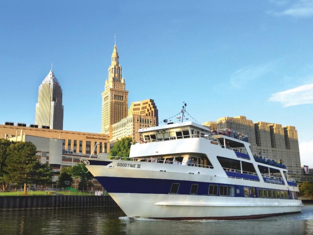 Cleveland: Goodtime III Sightseeing-Kreuzfahrt mit Erläuterungen