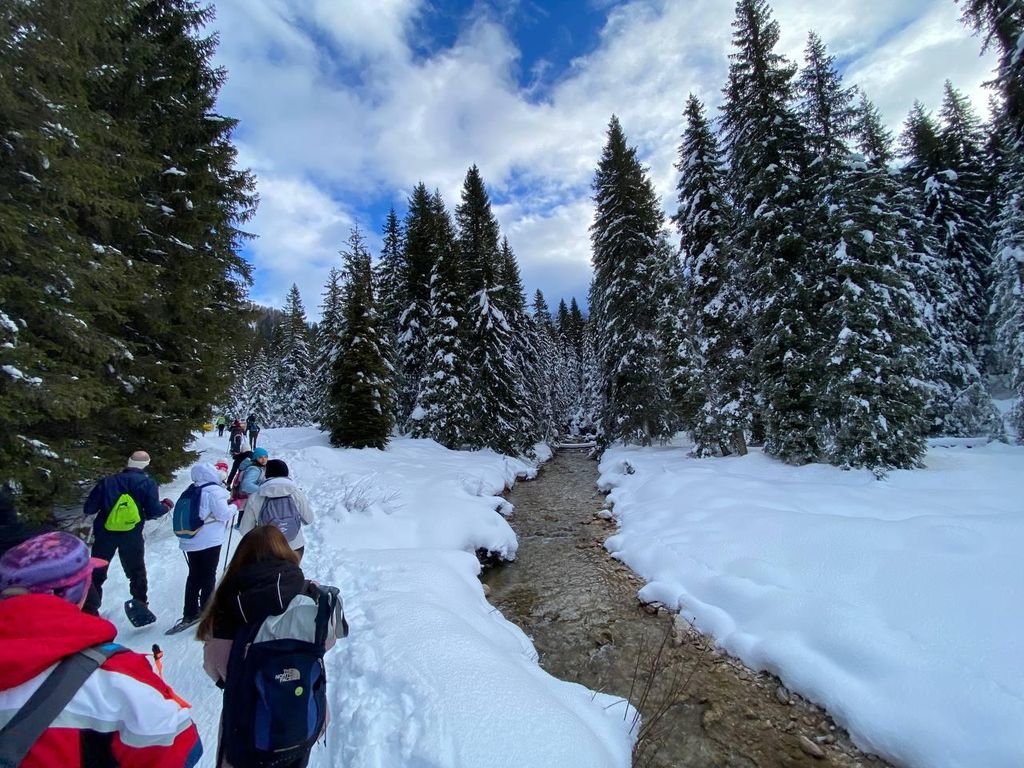 Schneeschuhwandern in den Dolomiten mit Guide und Ausrüstungsverleih