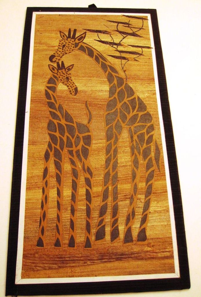 Nyamira County: Bananenblatt-Workshop mit lokalen Kunsthandwerkern