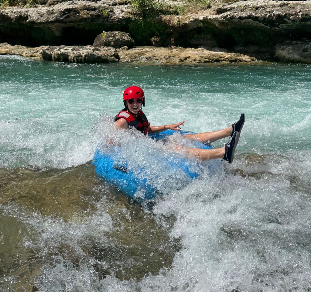 Permet: River Tubing/Rafting im Vjosa-Nationalpark