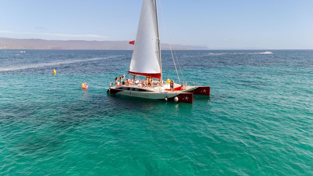 Tagestour auf einem Katamaran in der Bucht von Ajaccio