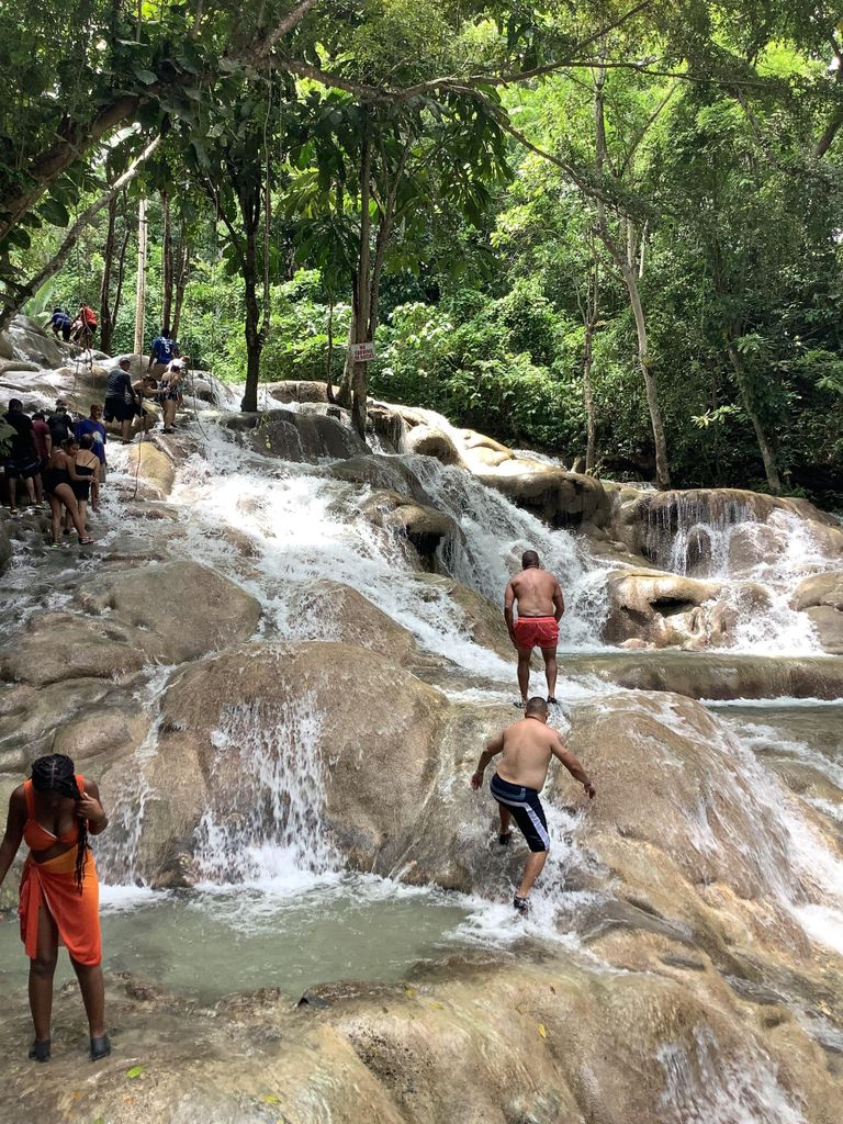 Ocho Rios: Dunn's River Falls und River Tubing Combo