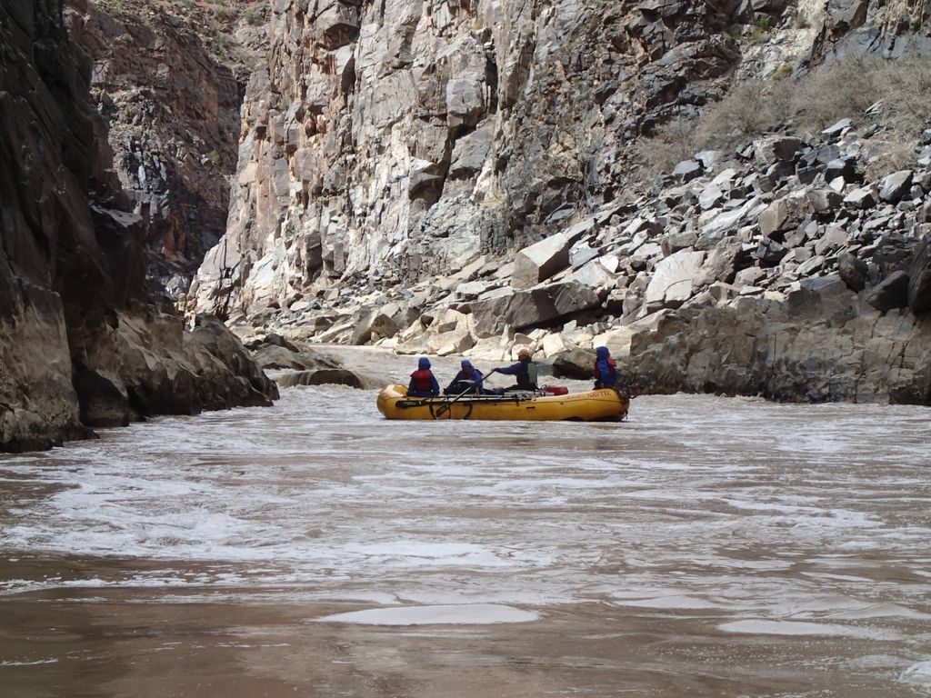 Westwater Canyon: Colorado River Klasse 3-4 Rafting von Moab aus