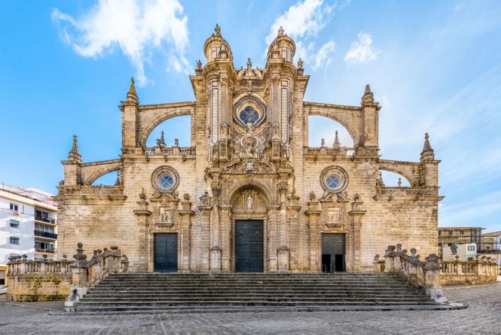 Besuch der Kathedrale von Jerez und der Kirche von San Miguel