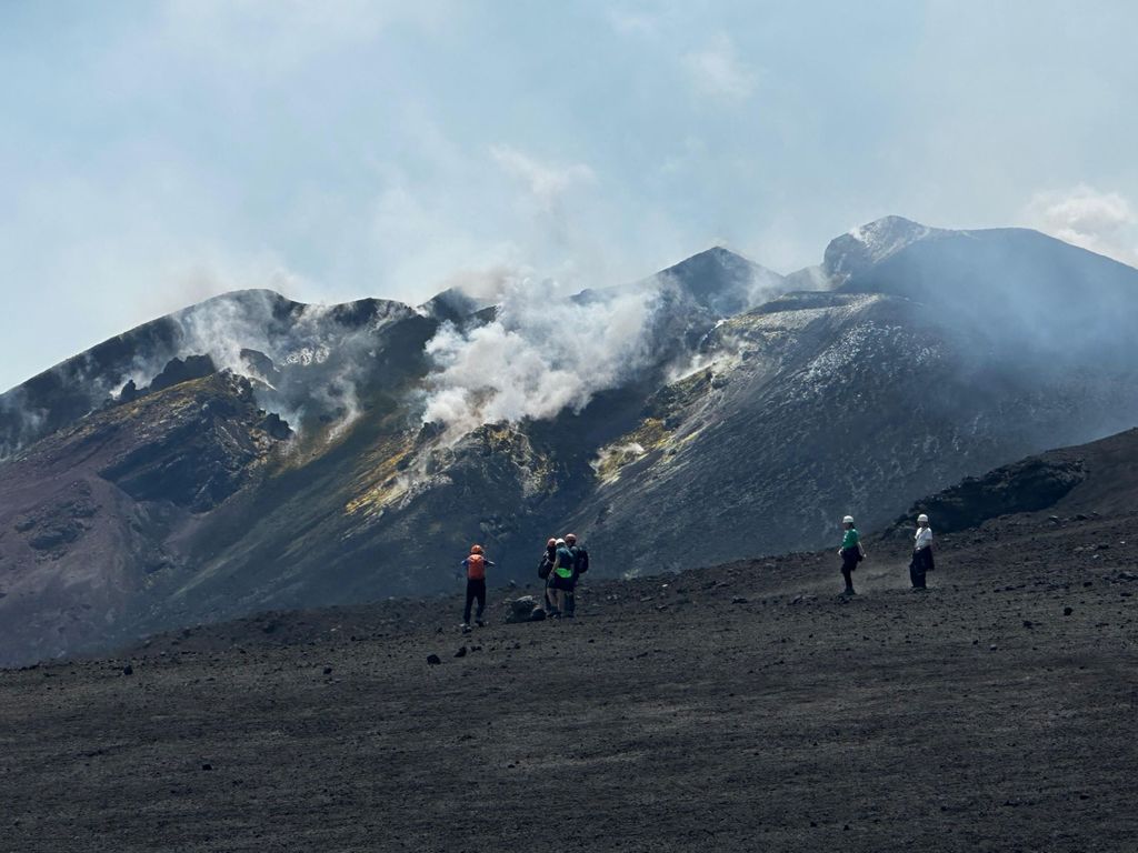 Gipfel des Ätna 3300 m: Trekking auf dem aktiven Vulkan