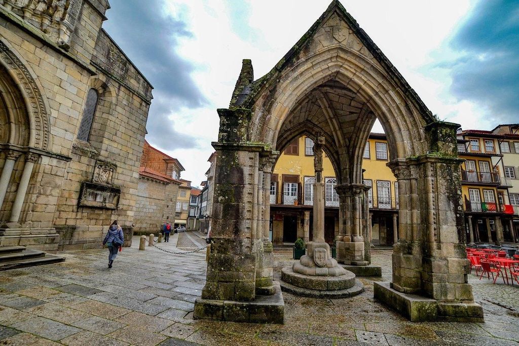 Guimaraes Local Tours ; Besuche das Schloss, den Palast und die Stadt