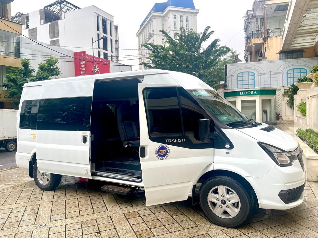 Transfer Hoi An / Da Nang nach Hue oder umgekehrt - Direktbus