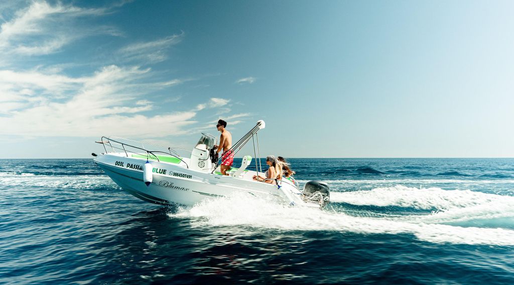 Castellammare del Golfo: Private Bootsvermietung