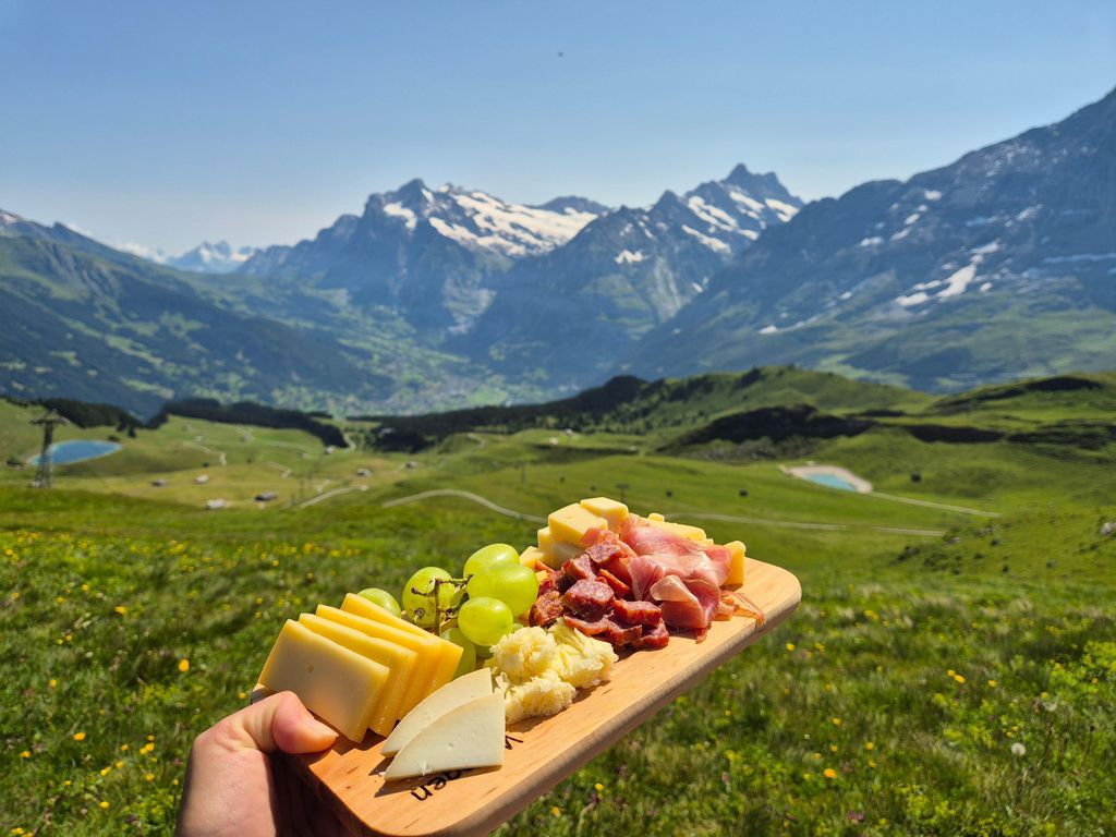 Männlichen: Käse- und Schokoladenverkostung auf dem Berggipfel