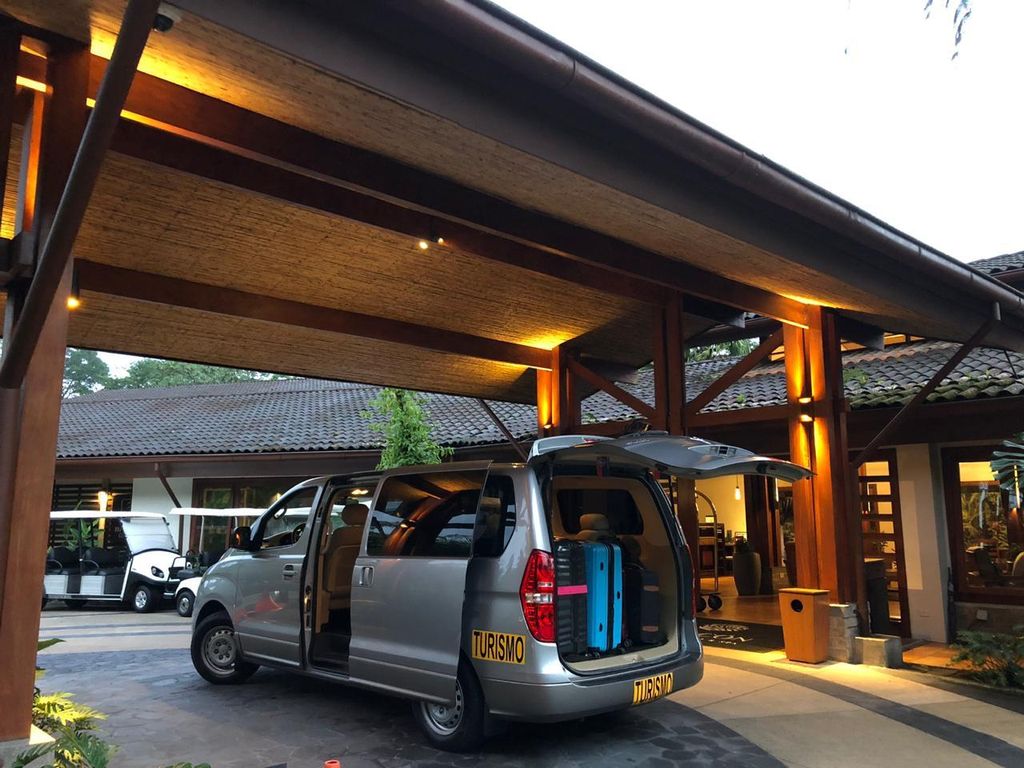 Gemeinsamer Shuttle: Manuel Antonio nach San Jose