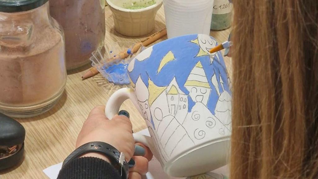 Enna: Bemale deine eigene Tasse aus sizilianischer Keramik