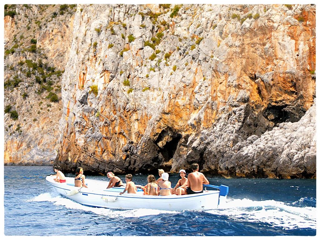 PRIVATE "Classic"-Ausflug mit typischem Cilento-Gozzo