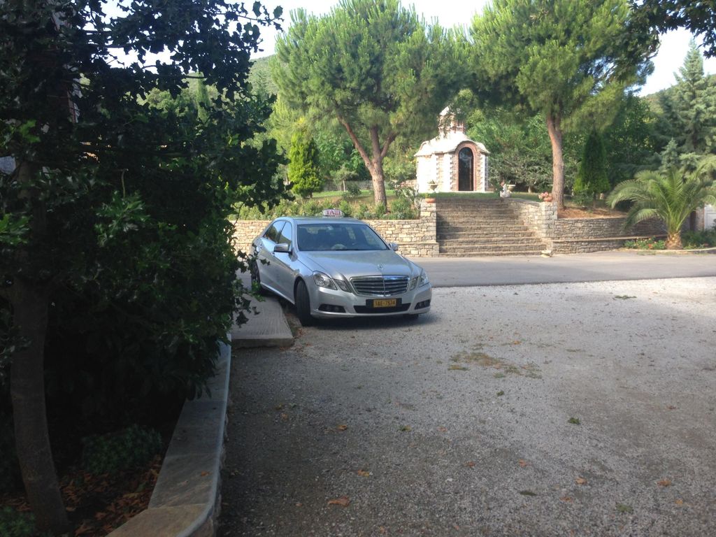 Von Volos aus: Versteckte Sehenswürdigkeiten von Meteora Private Tour