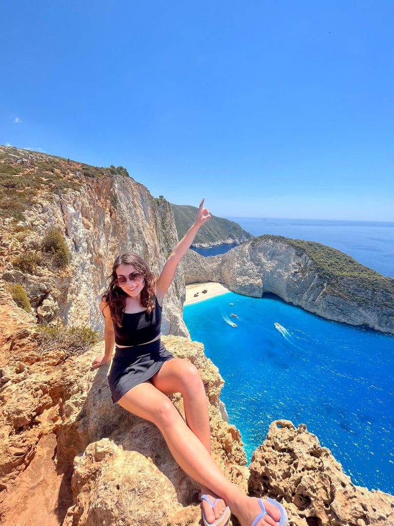 Zakynthos: Private Tour zu Schiffswrack & Blauen Grotten zu Land & zu Wasser