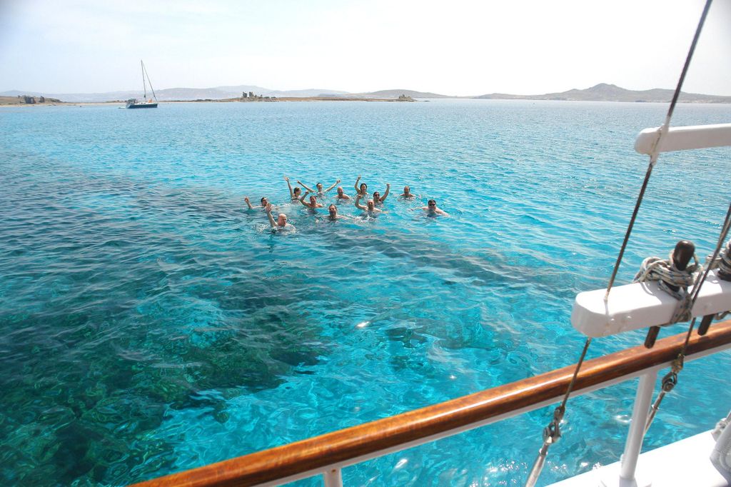 Von Mykonos: Kreuzfahrt nach Delos und Rhenia mit Mittagessen