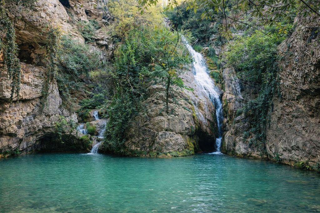 Ab Veliko Tarnovo: spirituelle und natürliche Highlights