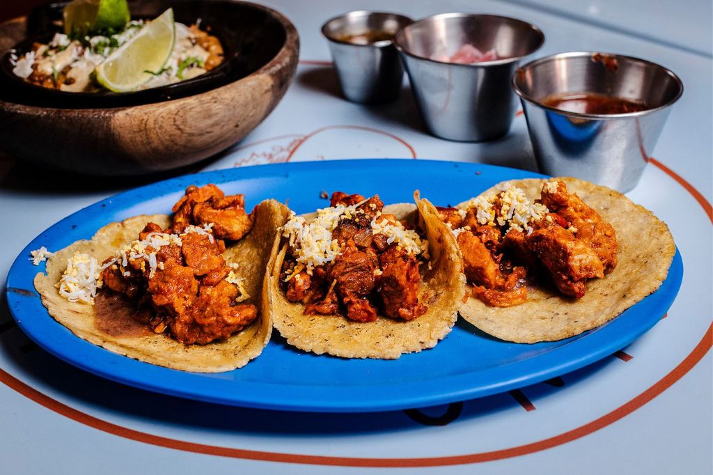 Mérida: Foodtour bei Dämmerung mit über 15 Verkostungen