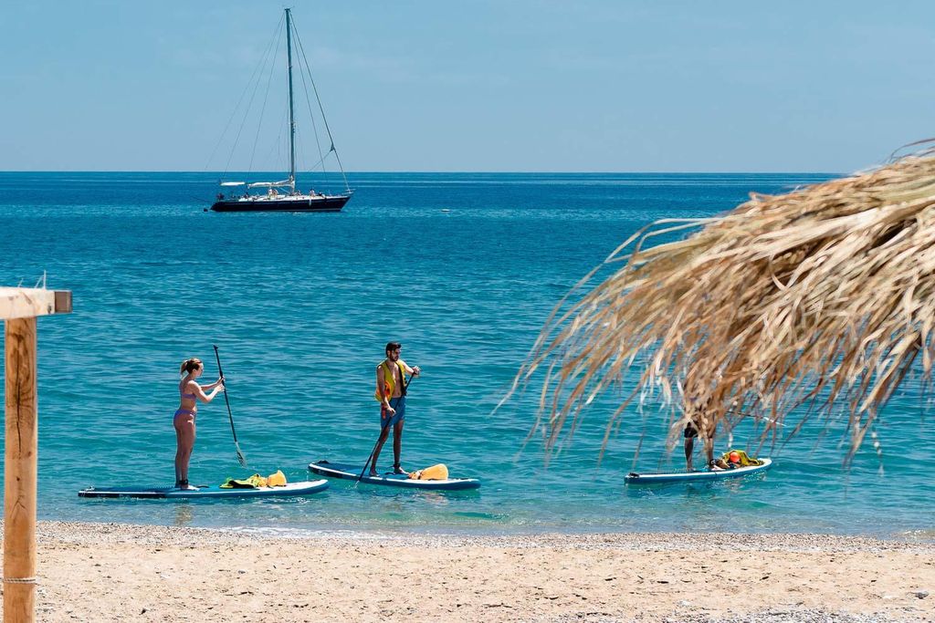 Rhodos: Private SUP-Entdeckung mit Schnorcheln und Picknick