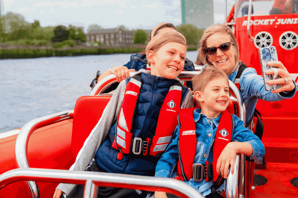 London: Schnellboot-Tour auf der Themse
