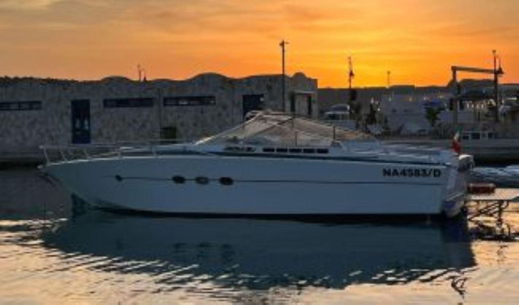 Vieste: Aperitif bei Sonnenuntergang an der Küste des Gargano