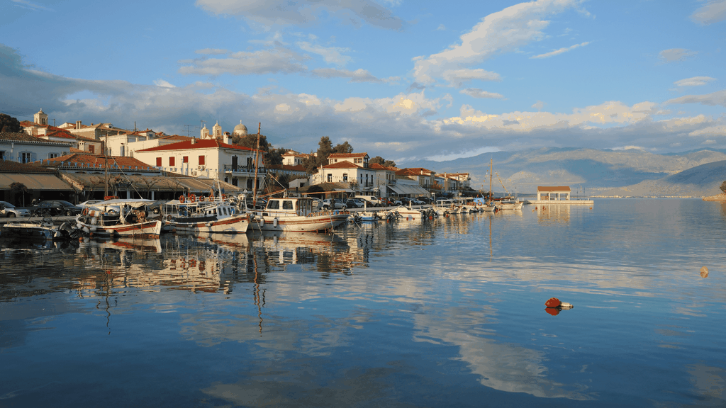 Private Luxury Tour: Delphi, Itea und der Charme von Galaxidi