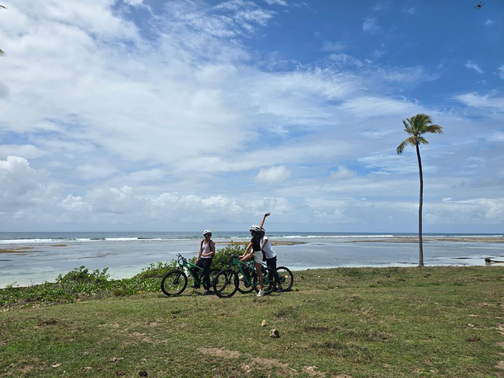 Guadeloupe: Entdecke Sainte-Anne und seine Sehenswürdigkeiten mit dem E-Bike