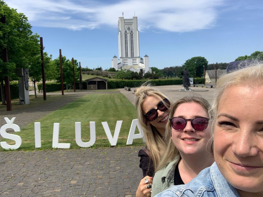 Ab Riga: Tagestour zum Berg der Kreuze und nach Šiluva