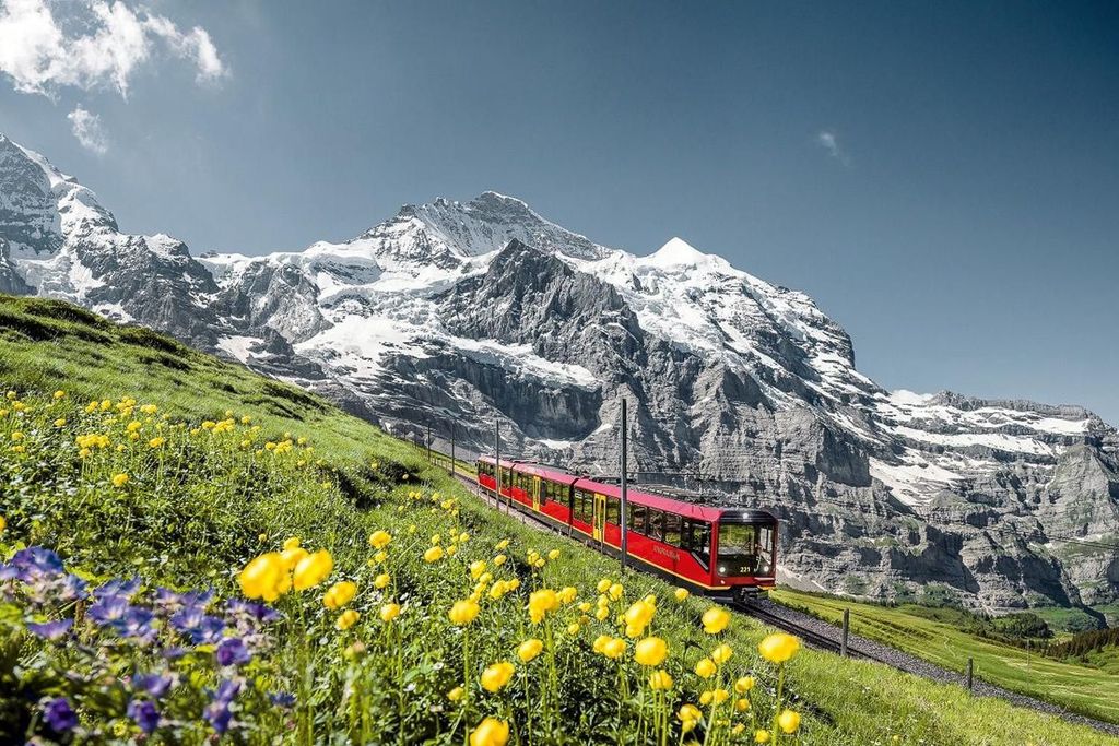 Von Interlaken: Geführte Tour zum Jungfraujoch – Top of Europe