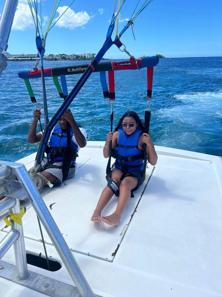 Parasailing + Riff-Schnorcheln – Negril Watersport