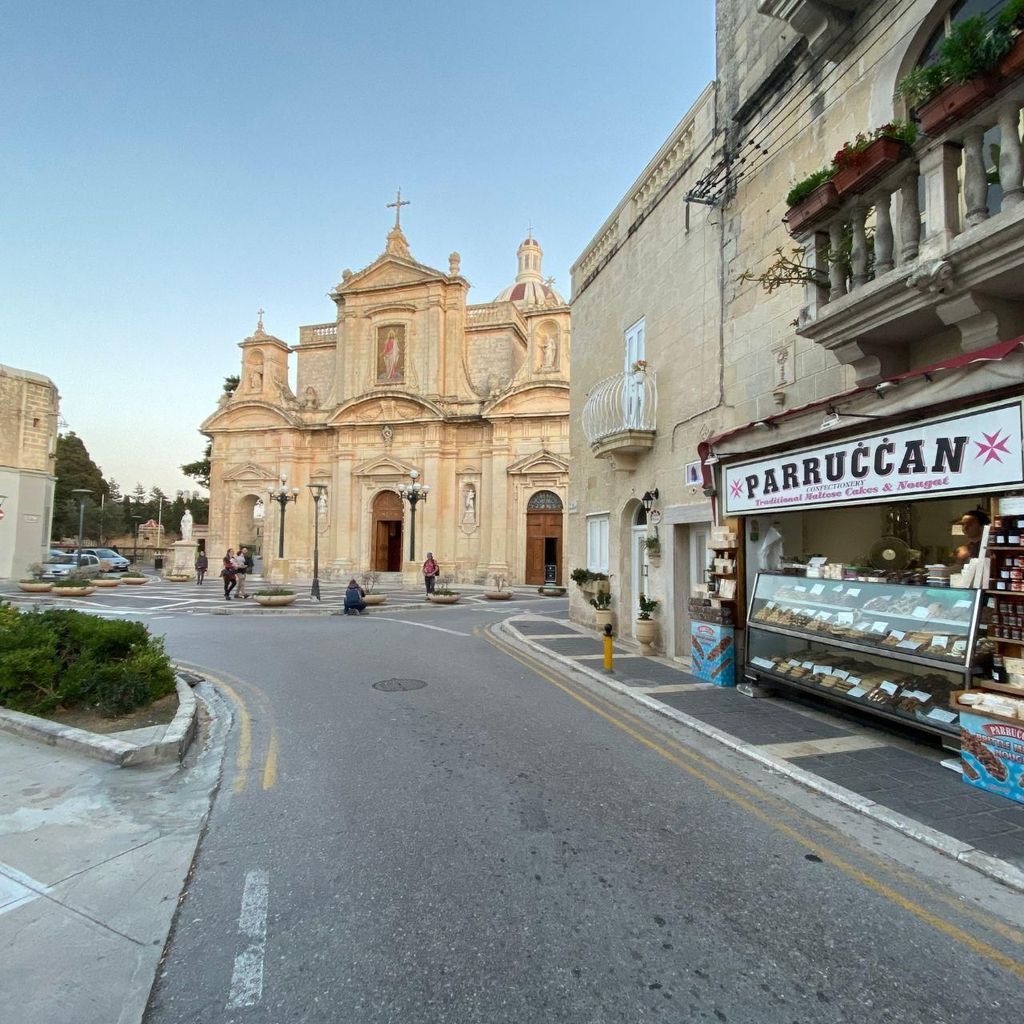 Zwischen Mauern und Geschichten: Perlen von Mdina und Rabat TOUR IN PORTUGUESE
