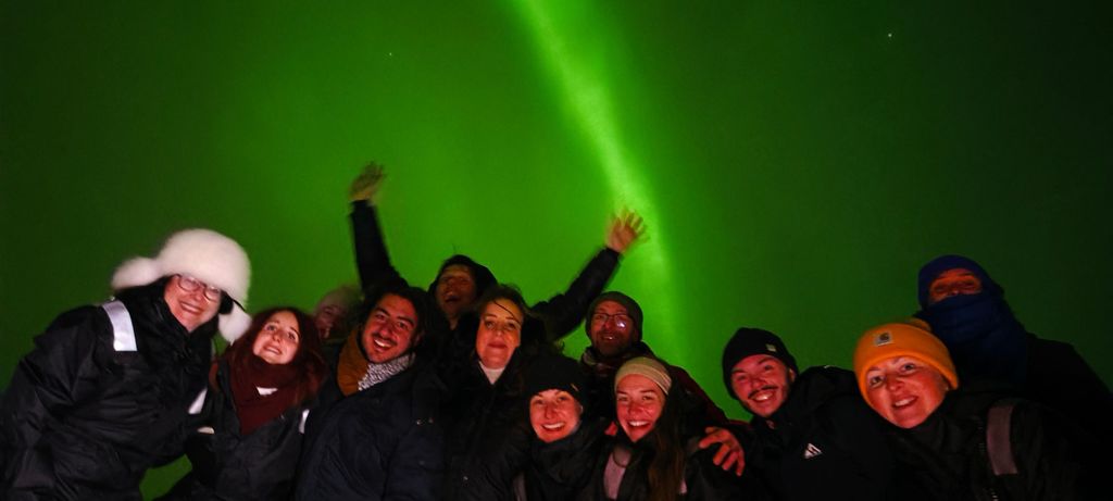 Oulu: Sternengarantierte Nordlicht-Jagd mit dem Auto